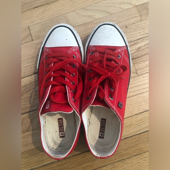 Great red shoes size US 8 - Picture 4 of 7